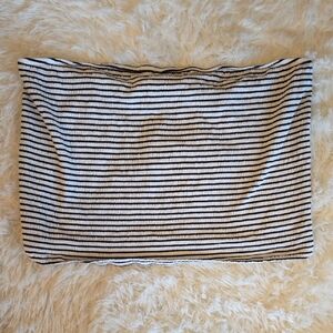 American Eagle Outfitters Black and White Striped Top Strapless